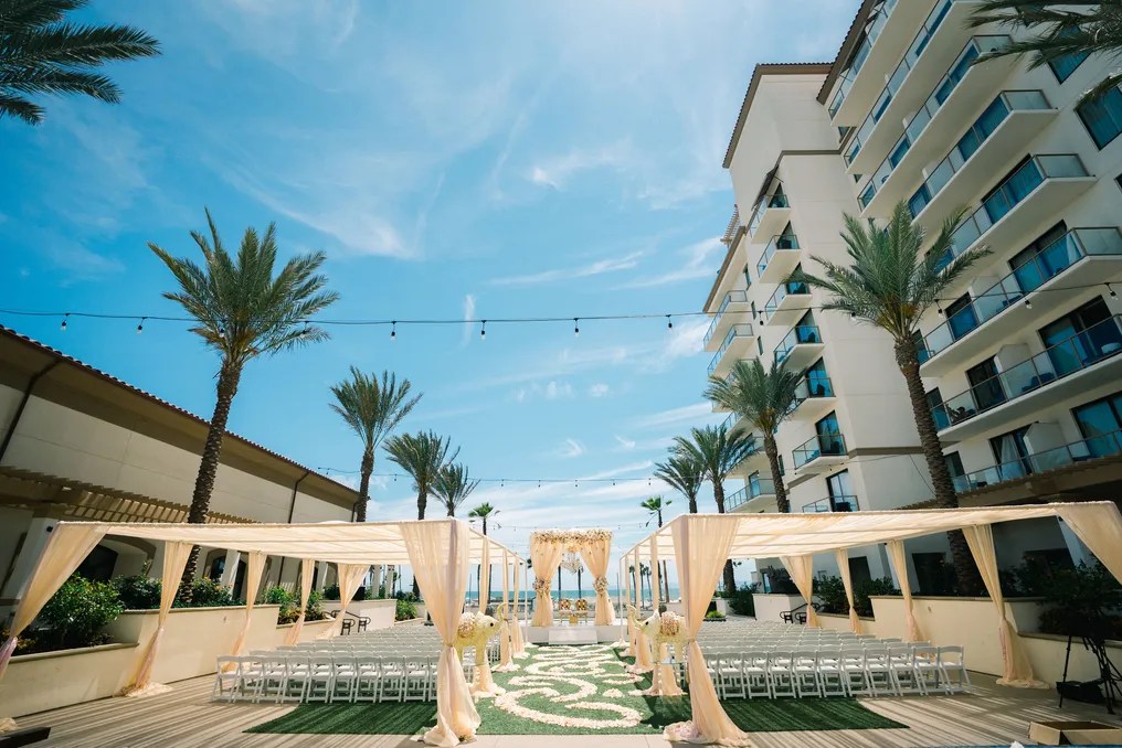 The Waterfront Beach Resort, a Hilton Hotel #10
