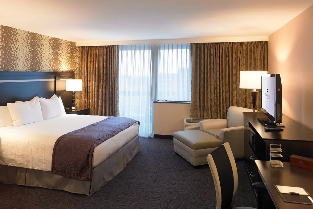 Strathallan a Doubletree by Hilton #11