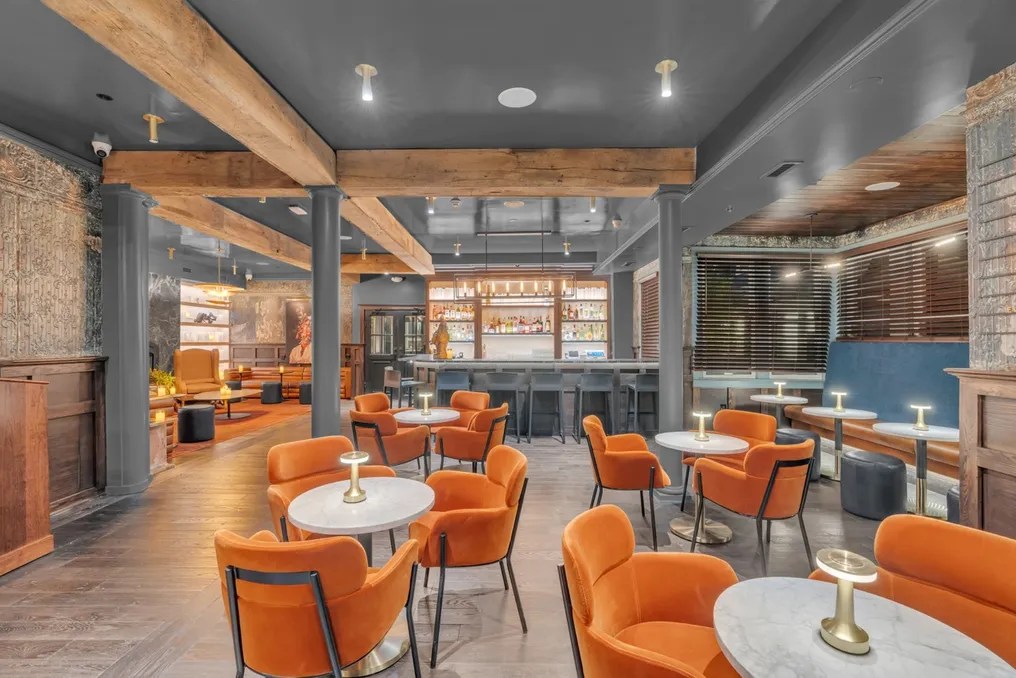 The St. Laurent Social Club & Guest Rooms #21