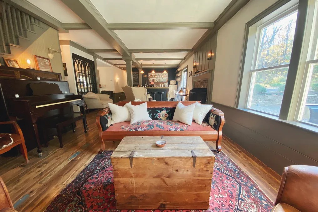 Stonehill's Farmhouse #46