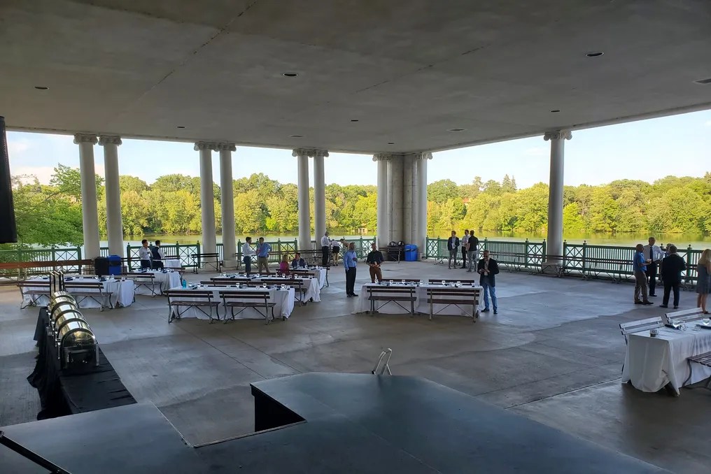 Como Lakeside Pavilion #6