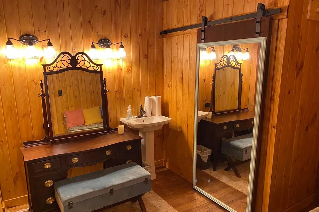 The Gilded Oaks #17