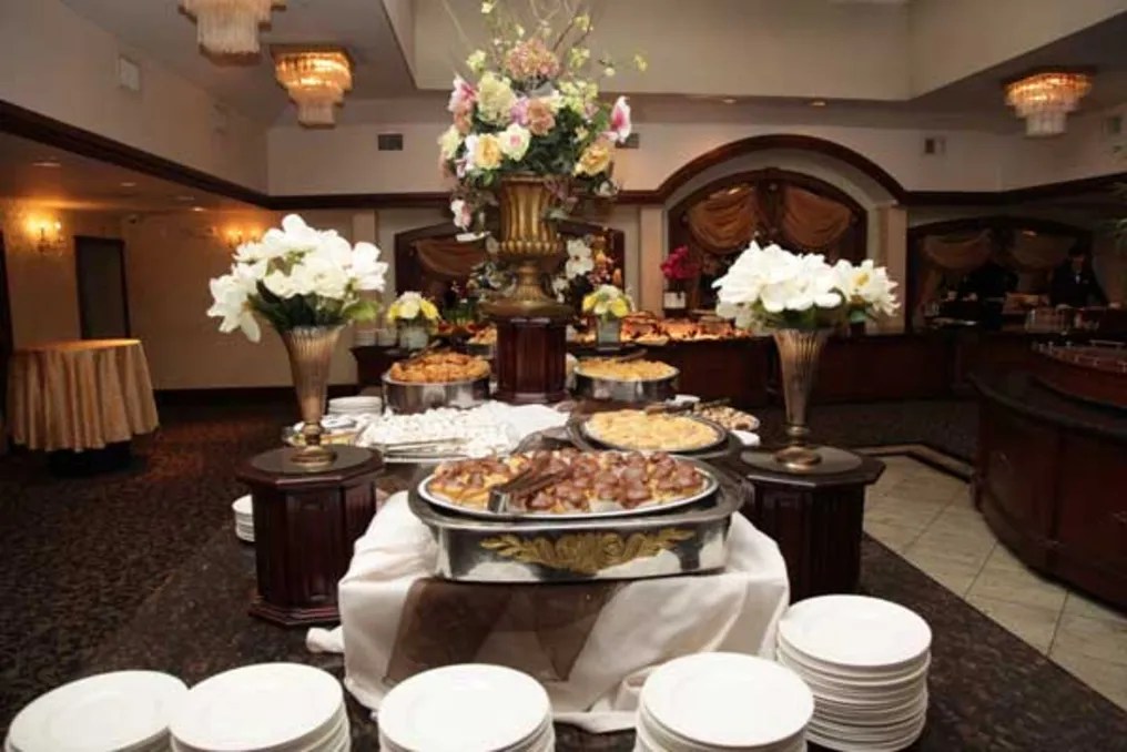 Macaluso's Events and Banquets #32