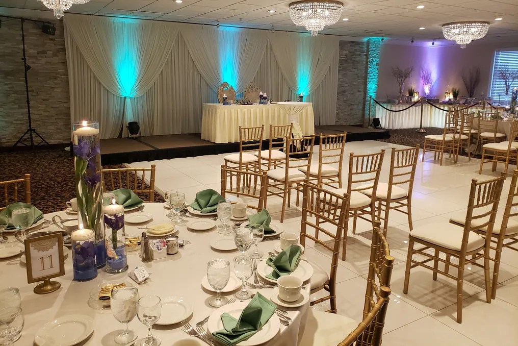 Manzo's Banquets #18