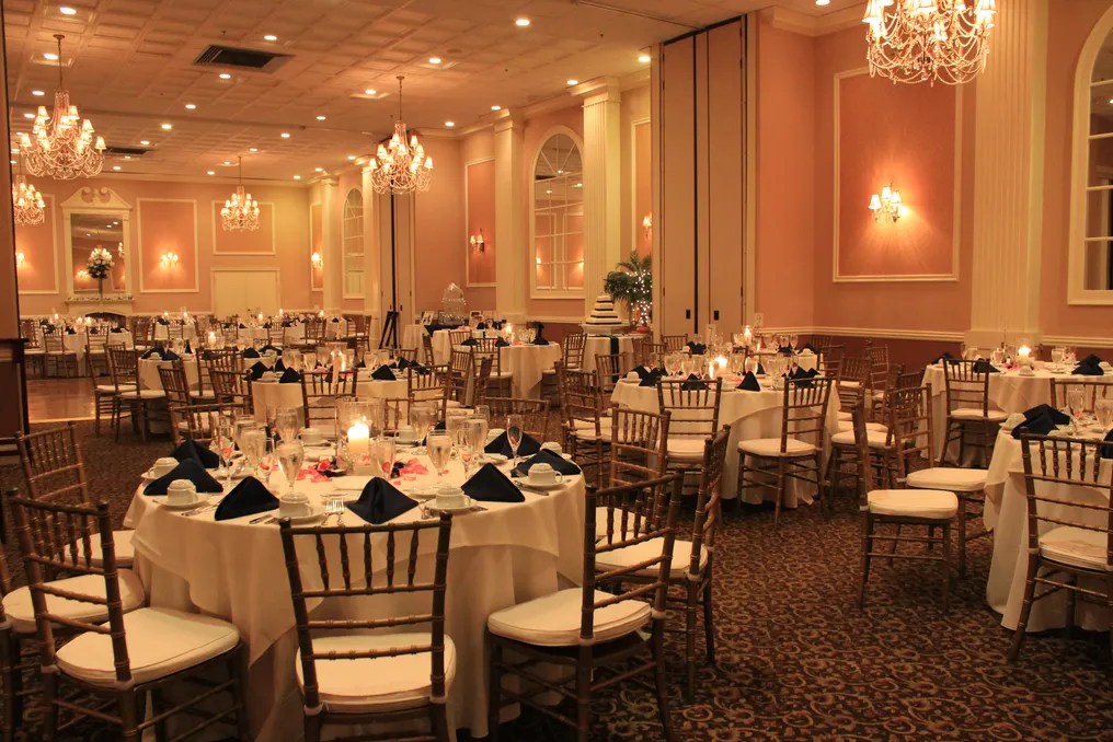 Maggio's Ballroom at Hampton Square #20