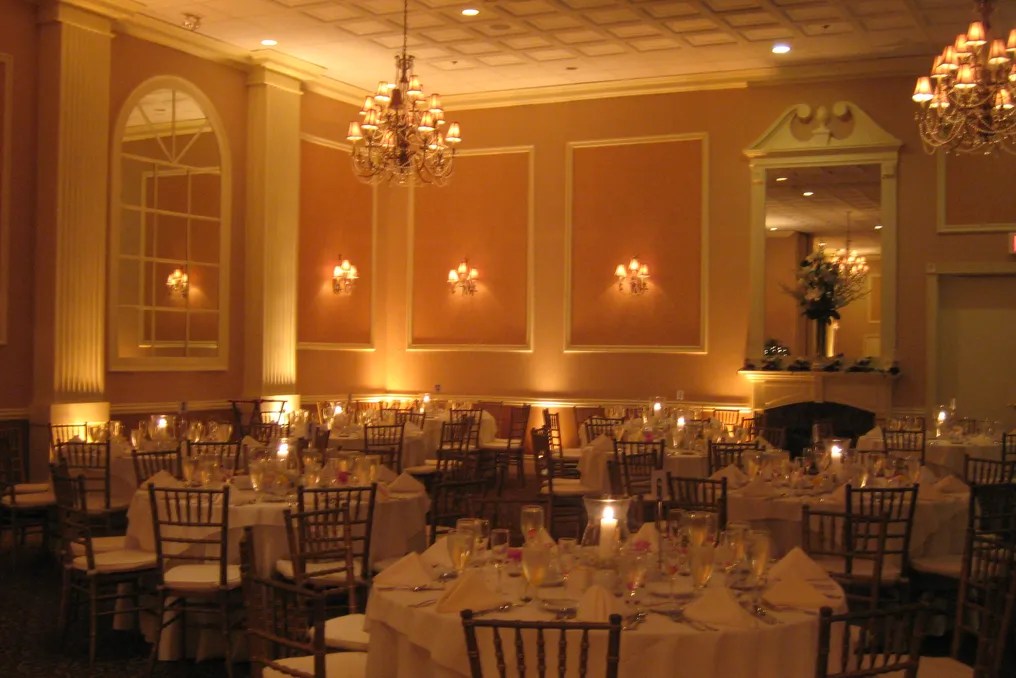Maggio's Ballroom at Hampton Square #26