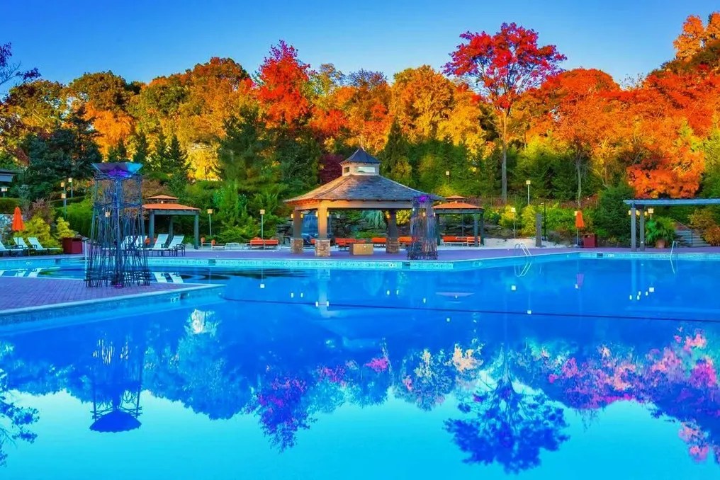Crest Hollow Country Club #20