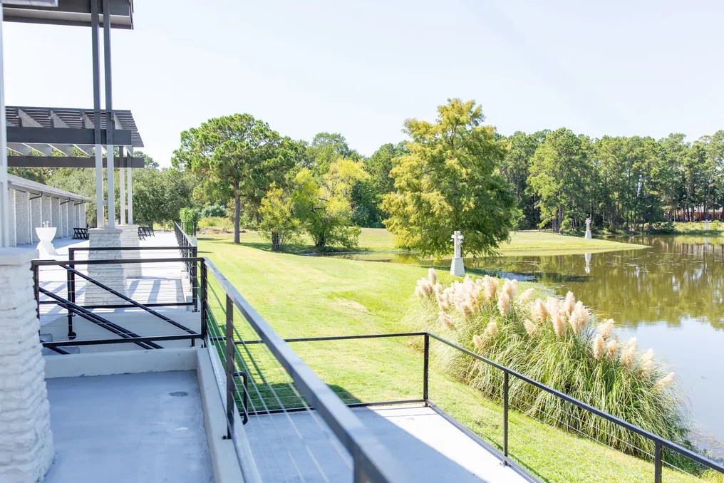 Hidden Pines | Lake Houston by Walters Wedding Estates #11