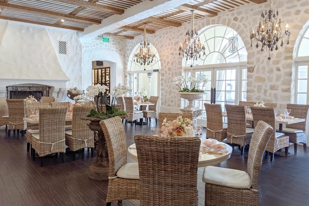 Santuari Restaurant #2