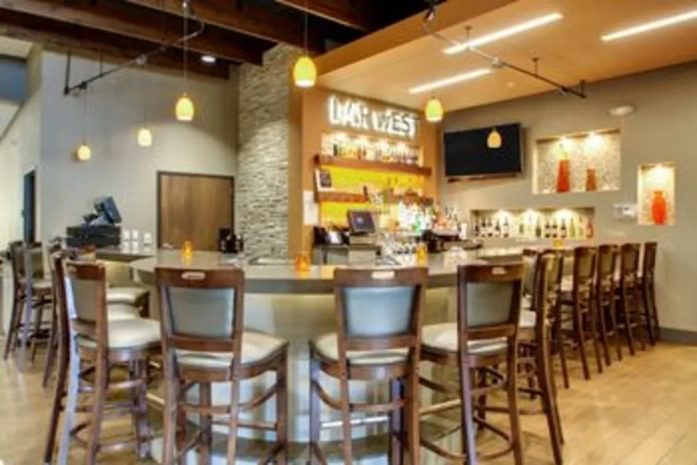 Hampton Inn & Suites Milwaukee West #5