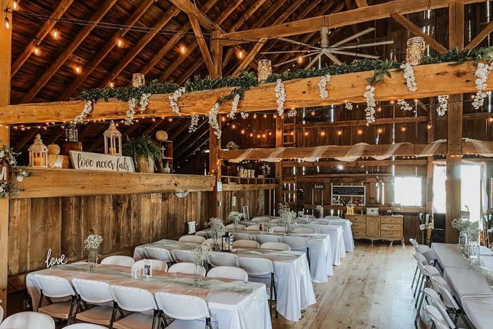 Tall Oaks Barn #7