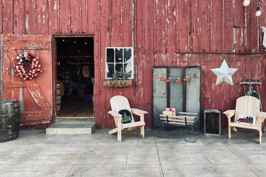 Tall Oaks Barn #50
