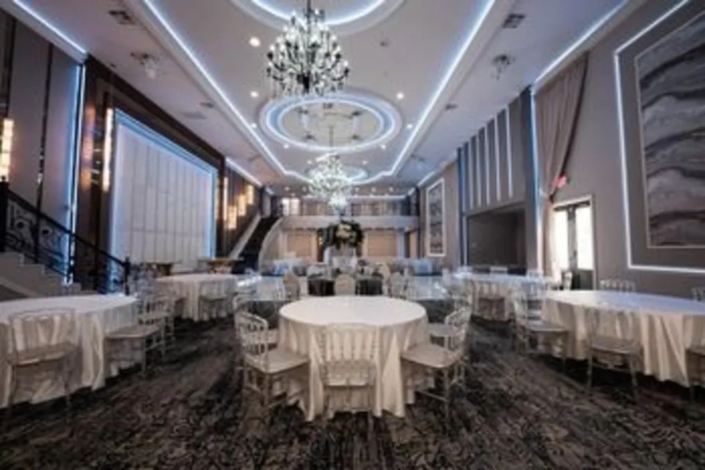 Vatican Banquet Hall #12