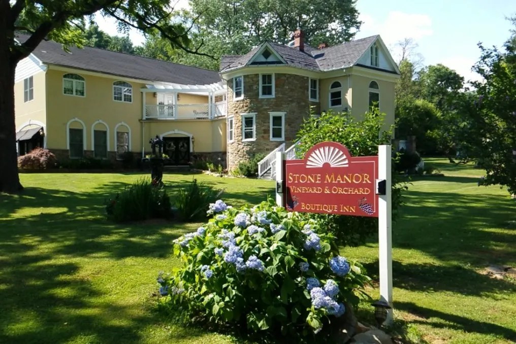 Stone Manor Boutique Inn #27