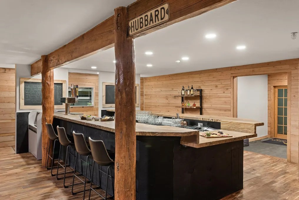 Electric Mountain Lodge #3