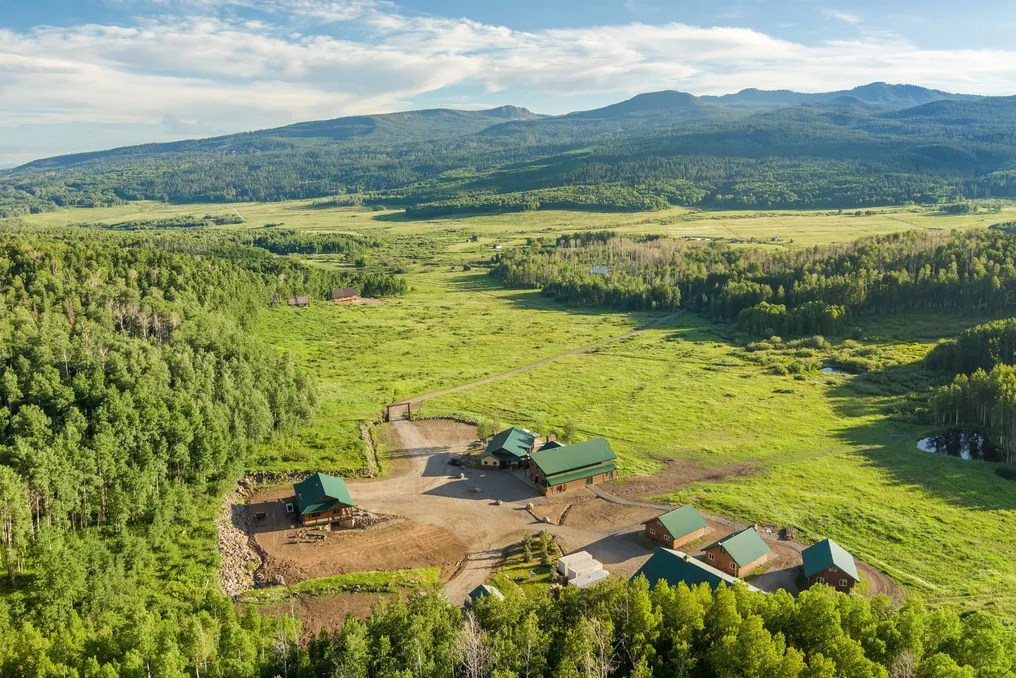 Electric Mountain Lodge #9