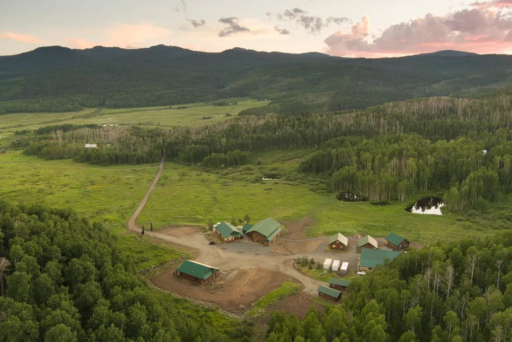 Electric Mountain Lodge #10