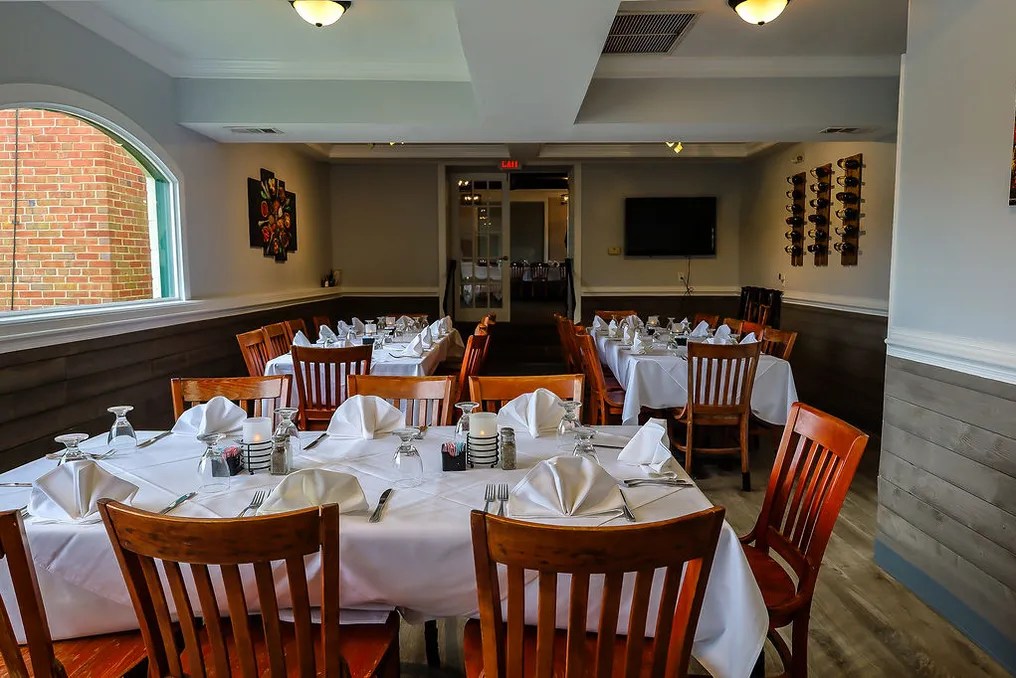 Brock's Riverside Grill #15