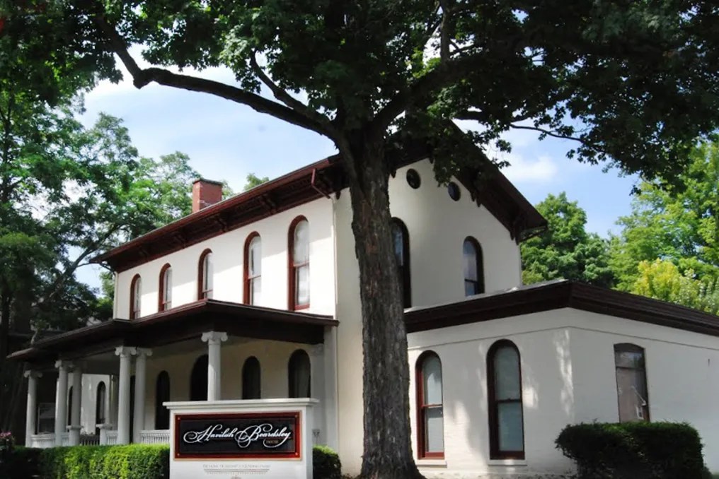 Ruthmere Museum #9