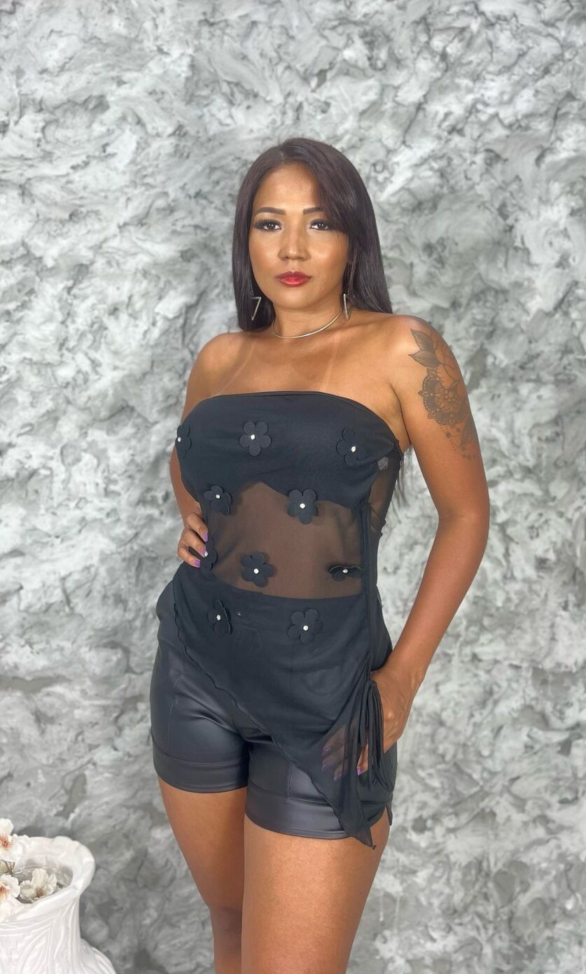 Blusa Bico Lateral