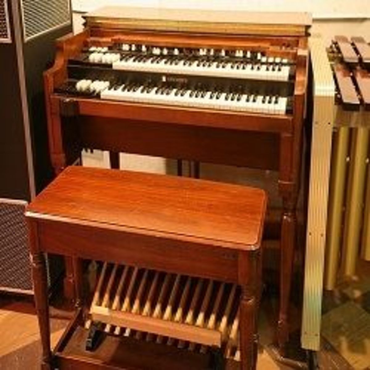 We've done the searching for you. Rock Stars of the Hammond B3 Organ | hubpages
