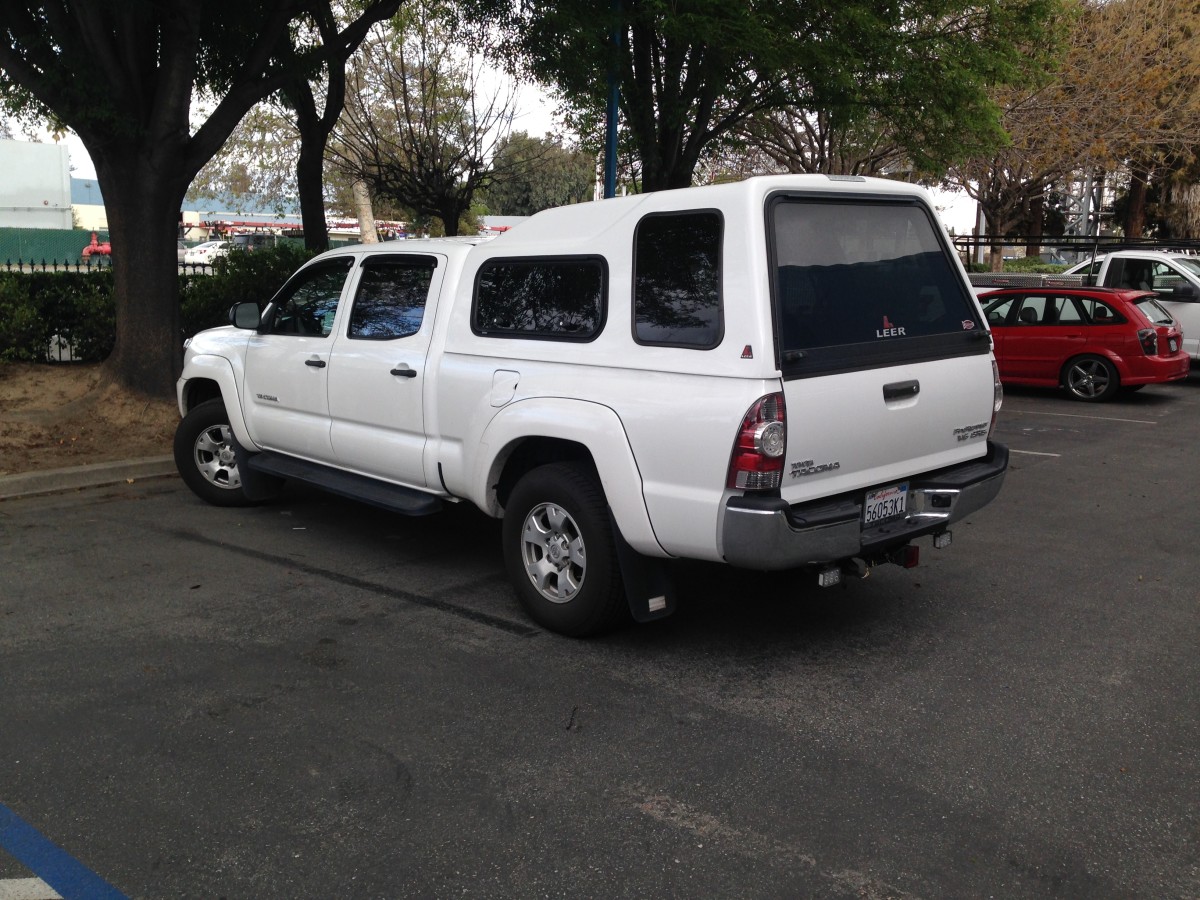 Different types of camper shells for toyota tacomas