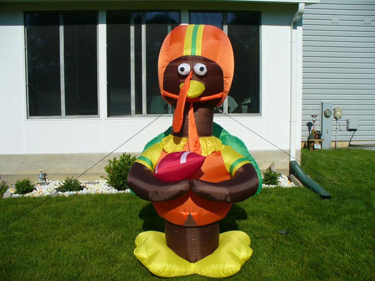 Try these easy turkey substitutes for thanksgiving this year. Outdoor Inflatable Thanksgiving Yard Decorations | hubpages