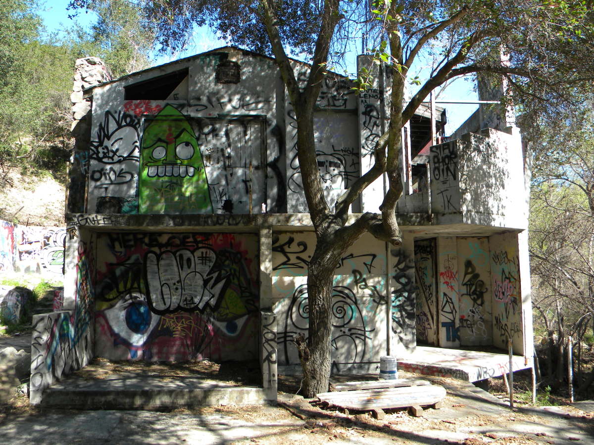Whether you're looking to buy your first house or moving into your dream home, buying a house always seems to take longer than expected. The Mysterious Abandoned House in Topanga Canyon