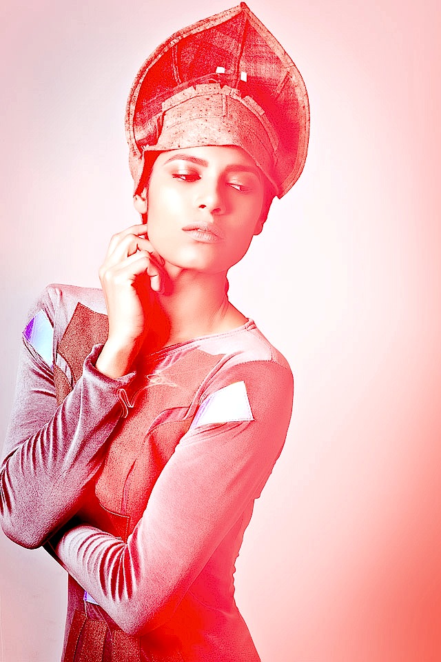 Uta Brauser, Armor hat and armature style dress photo Rocio