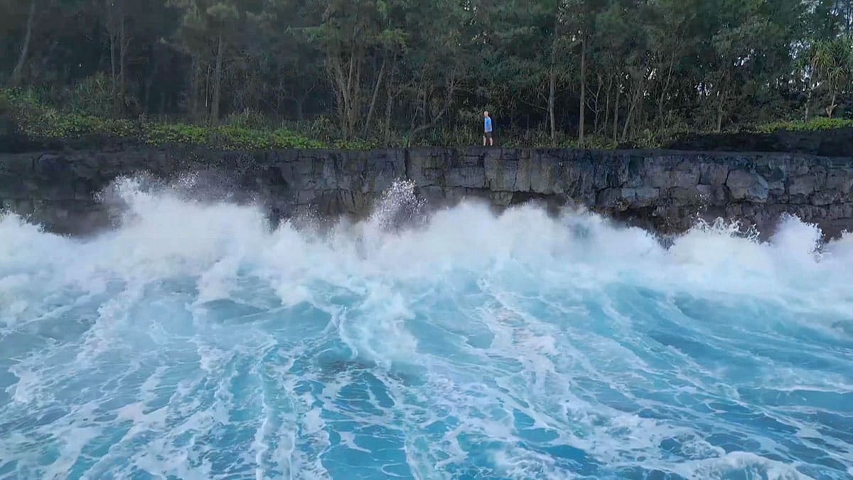 Lava Walls - Hawaii