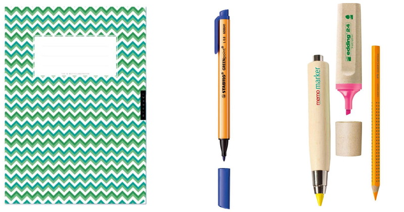 Eltern Versuchen Tochter Aufmerksamkeit Fur Schulsachen Im Schreibwarengeschaft Zu Zeichnen Wahrend Sie Weg Mit Telefon Stockfotografie Alamy