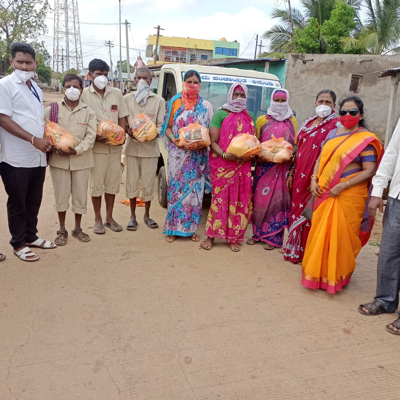 ಕಾಲೇಜ್ ಟೀಚರ್ತಿಯ ಸೇವಾ ಕಾರ್ಯ