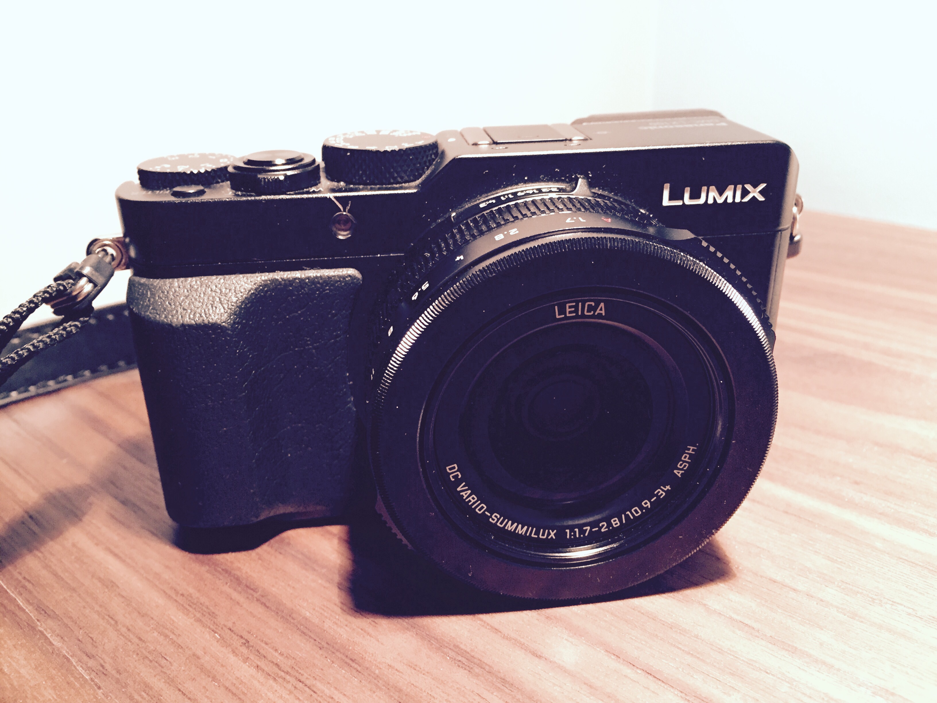 【ズーム不良】Panasonic DC-LX100M2 Much-anticipated Panasonic DC-LX100 II features 17MP multi-aspect