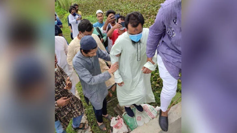 ‘ব্যক্তিগত কারণে আত্মগোপনে ছিলেন ত্ব-হা’
