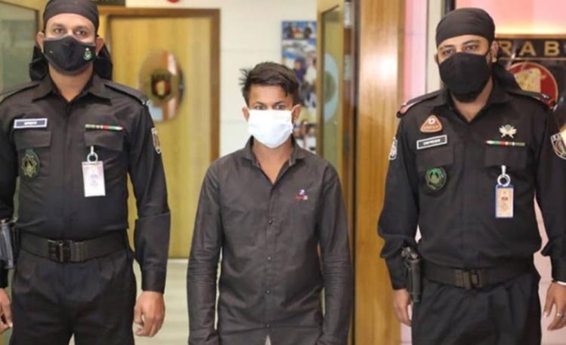 ডিএনসিসি’র সেই গাড়ির চালক হানিফ চাঁদপুর থেকে গ্রেফতার