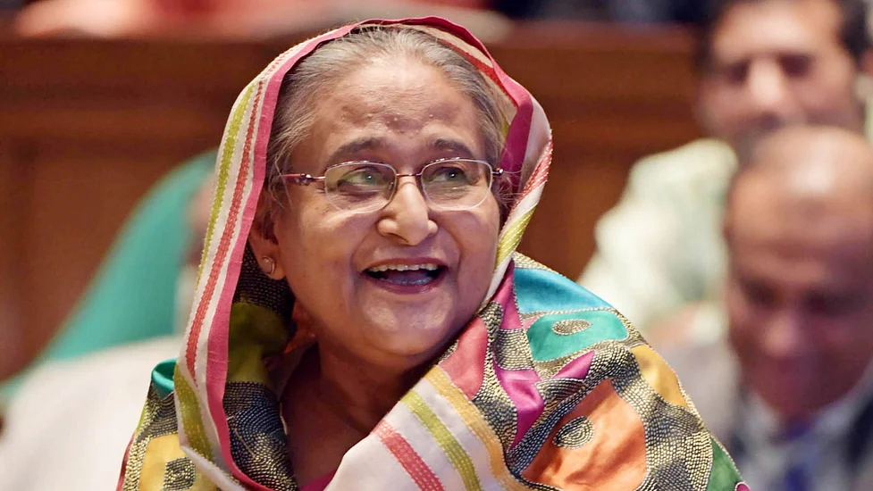 ৫ বিশিষ্ট নারীকে বেগম রোকেয়া পদক প্রদান করলেন প্রধানমন্ত্রী