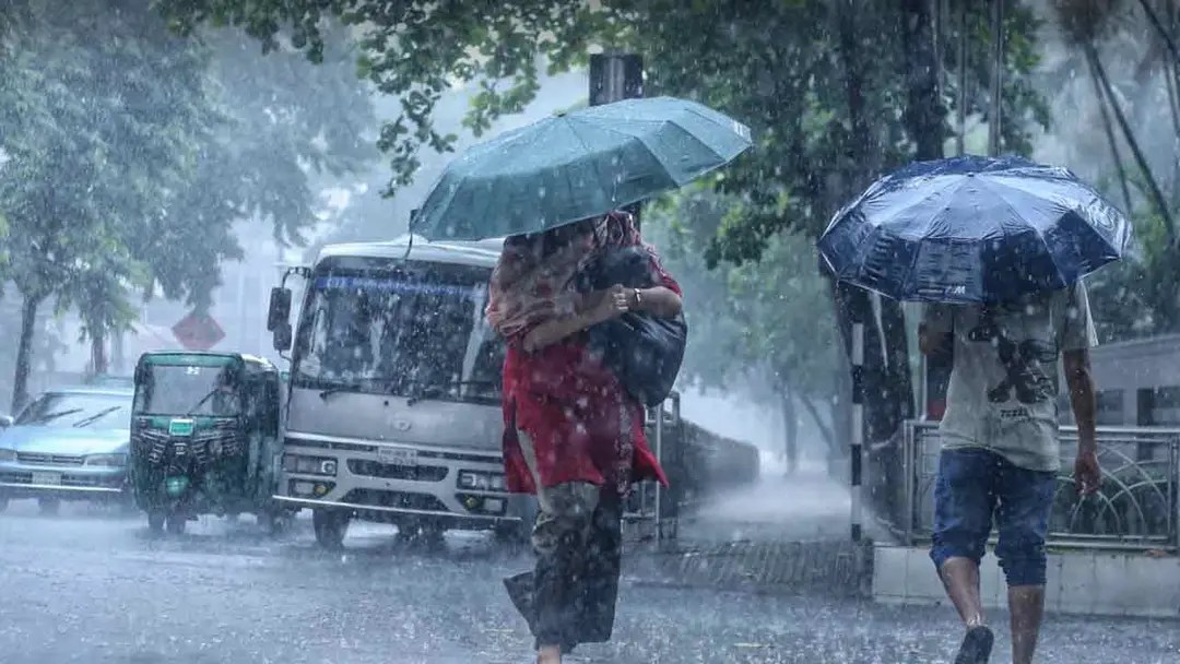 ঢাকাসহ দেশের বিভিন্ন অঞ্চলে বৃষ্টি-বজ্রবৃষ্টির আভাস