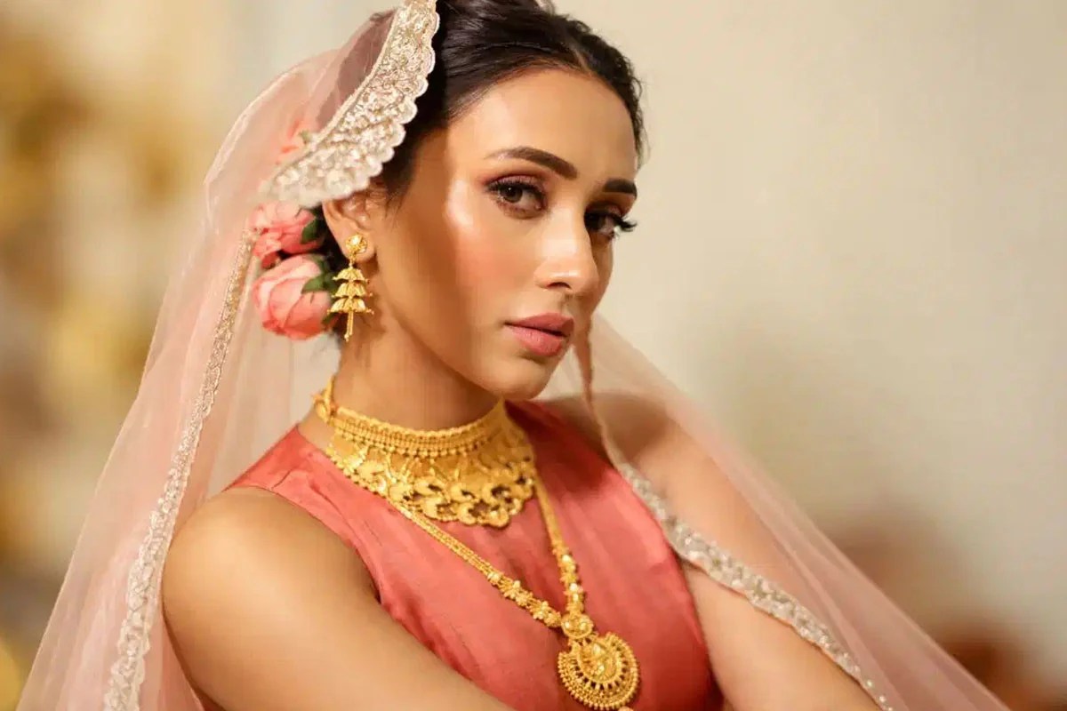 মিমি চক্রবর্তীর বিয়ের গুঞ্জন, পাত্র কে?
