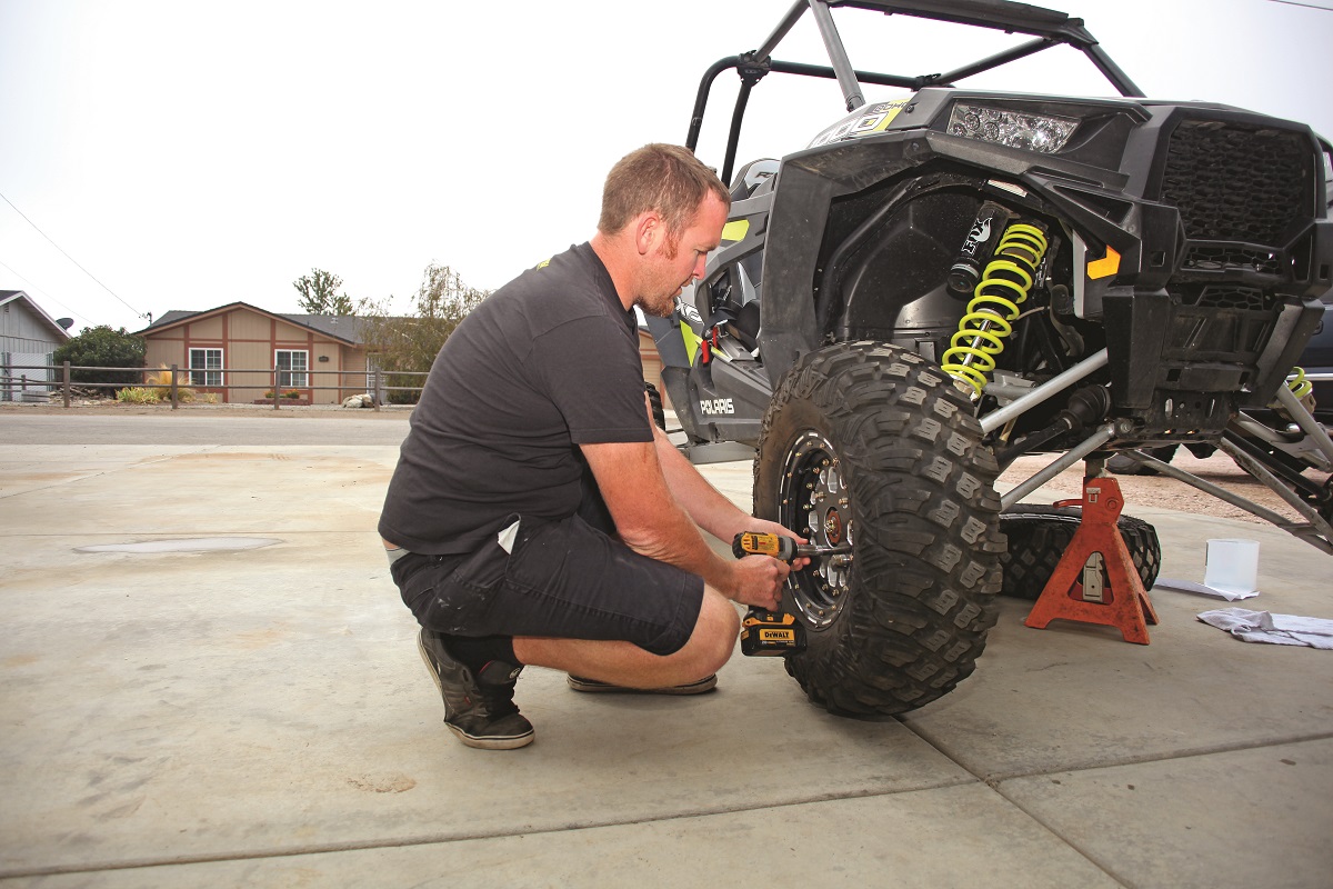 Buy Superatv Heavy Duty Cast Aluminum Plete Front Differential Gear Case For 2014 2020 Polaris Rzr Xp 1000 S 1000 4 Seat Pletely Assembled And Ready To Install Online In Uk B084q9lz7w Buy Superatv Heavy Duty Cast Aluminum Plete Front Differential Gear Case For 2014 2020 Polaris Rzr Xp 1000 S 1000 4 Seat Pletely Assembled And Ready To Install Online In Uk B084q9lz7w