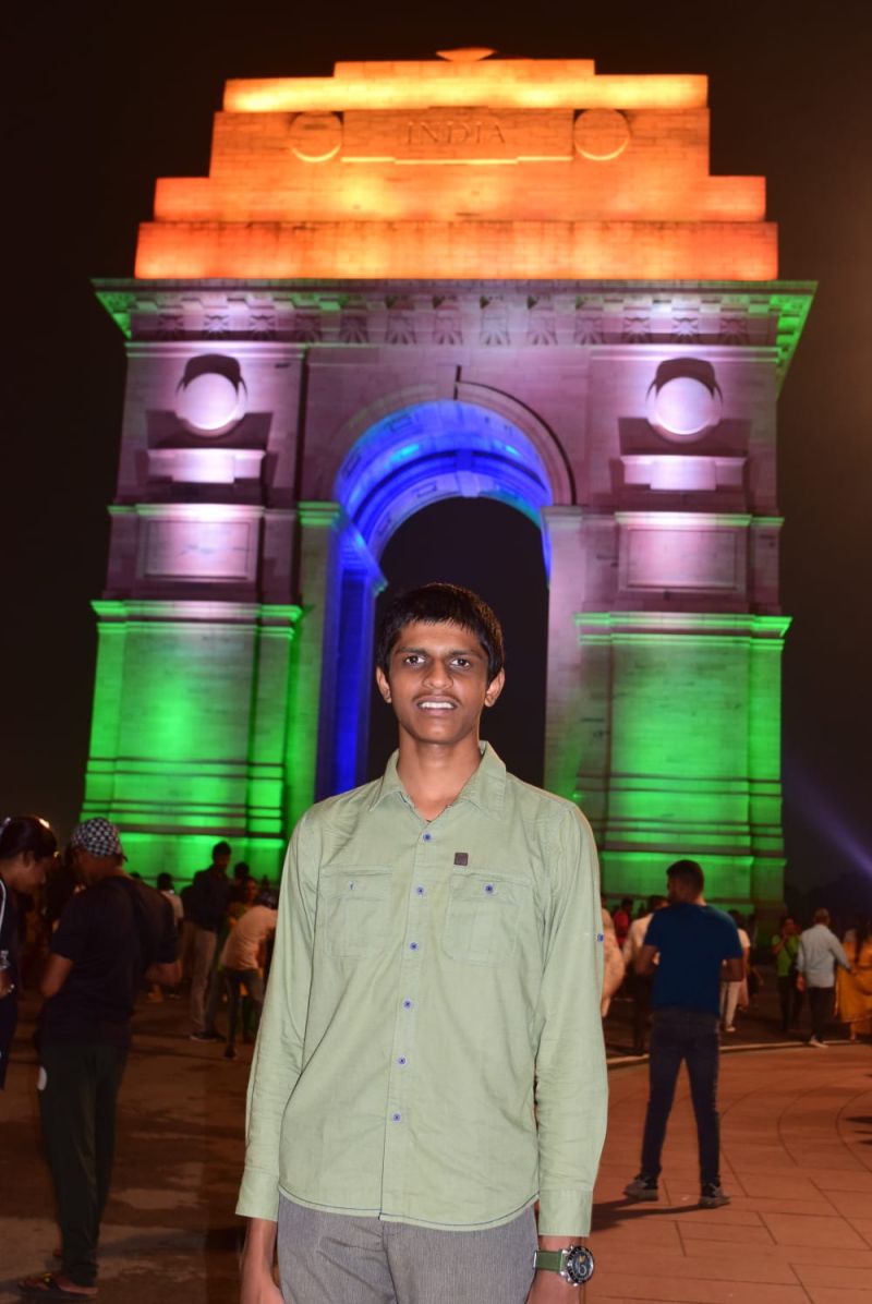 Github Uviveknarayan Starve Free And Deadlock Free Dining - Elegant Desktop Gradient Patterns | Free Download