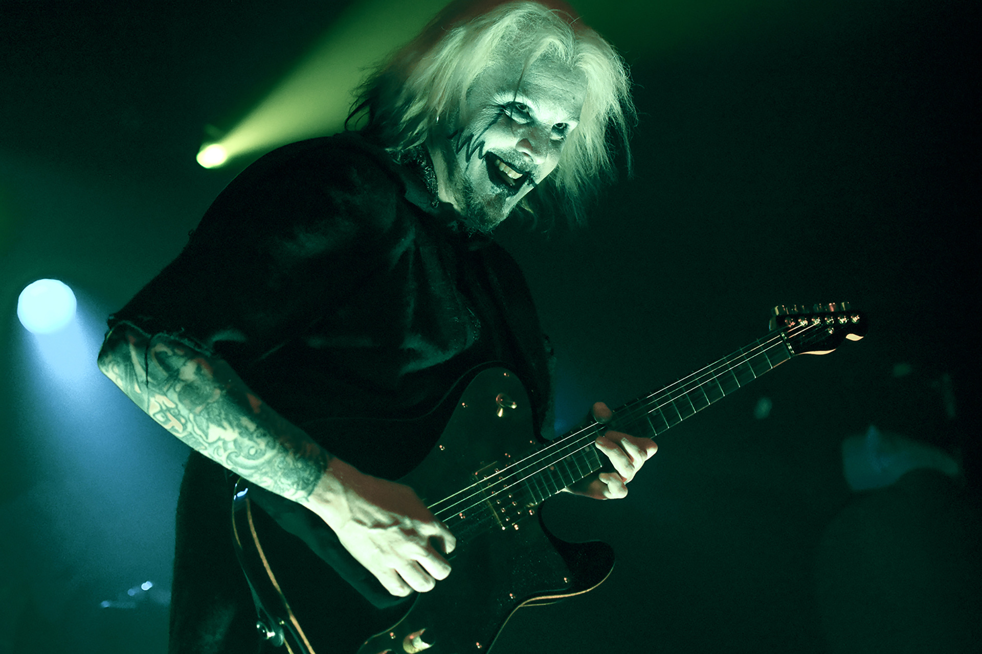 【廃盤•絶版】John 5 CD ギタースコア セット【 Lee参加 John 5's entire pedalboard has been recreated in cake form