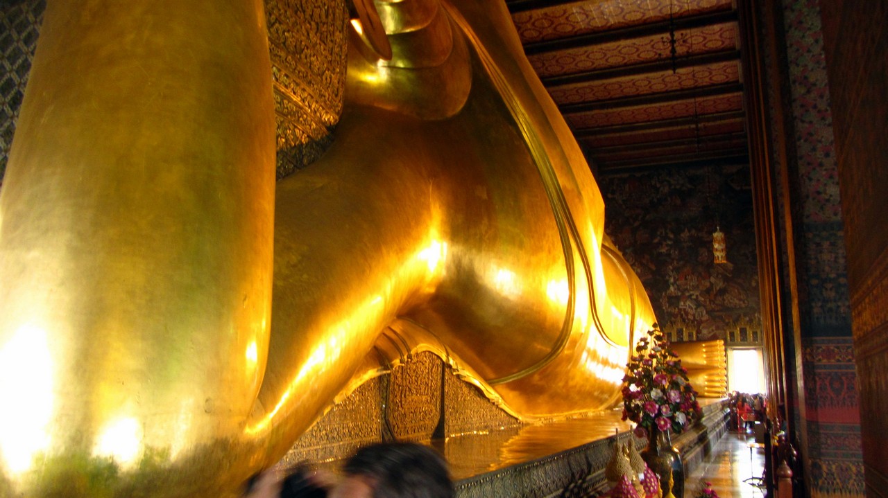 Liegender Buddha