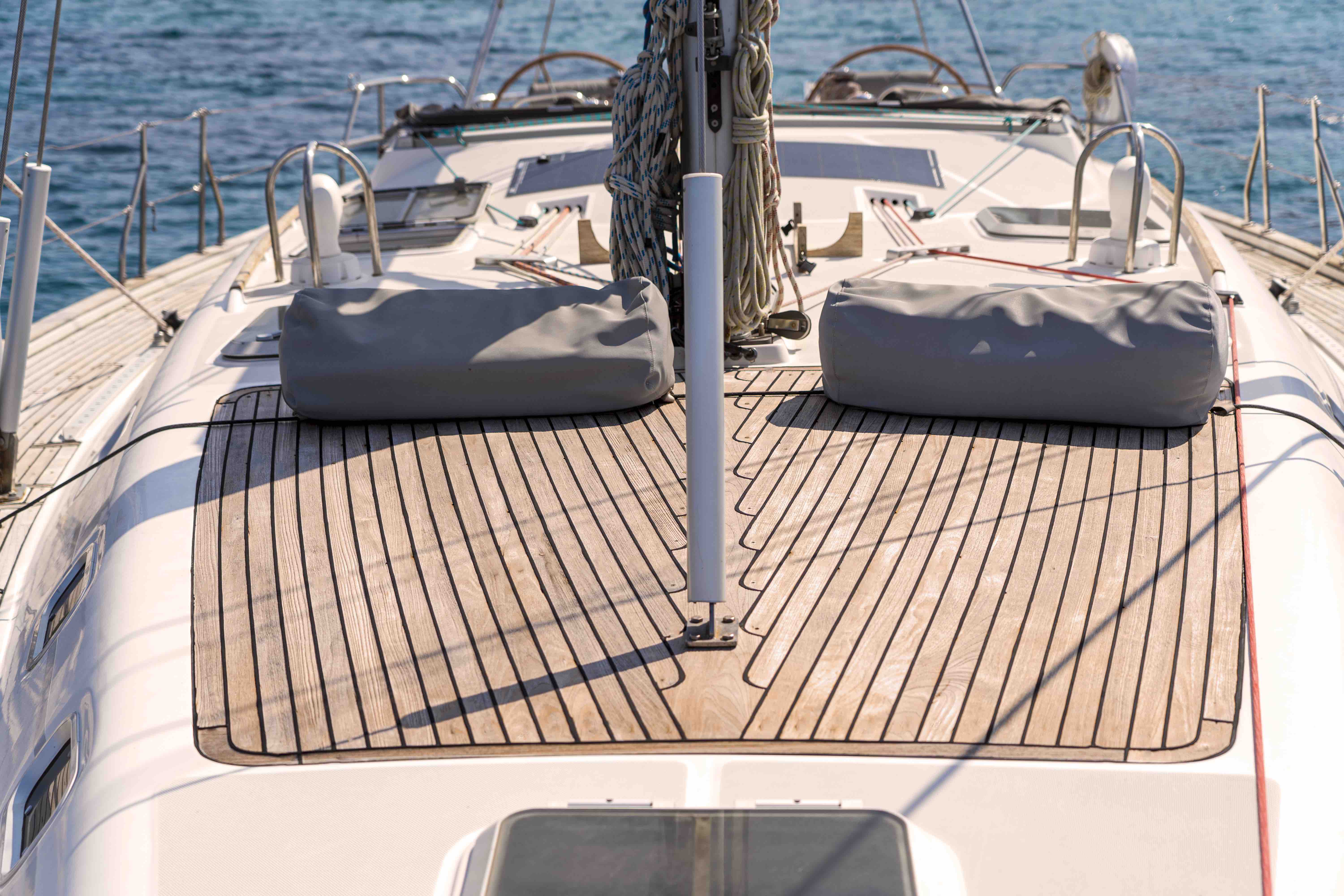 rent a sailboat with skipper greece