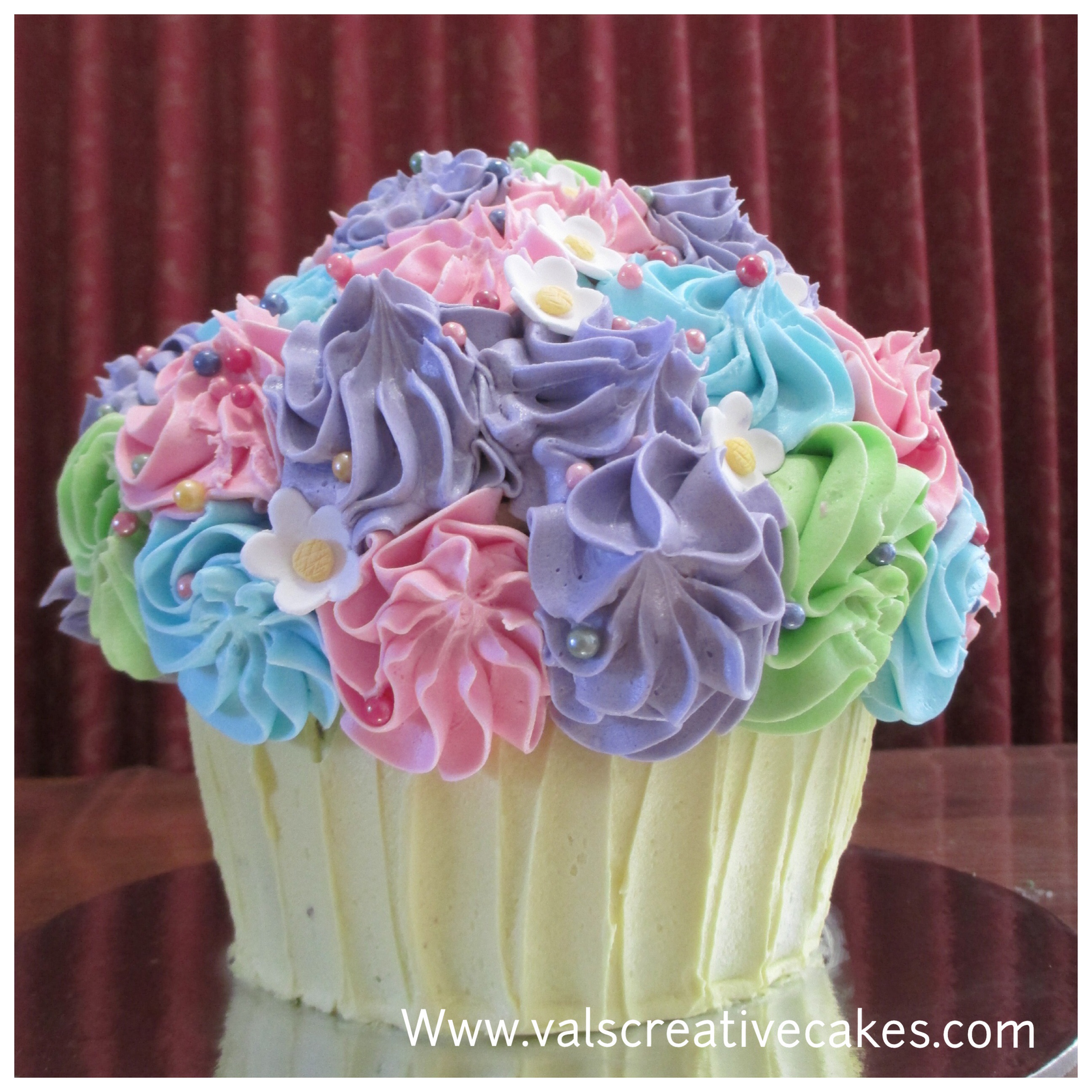 giant cupcake