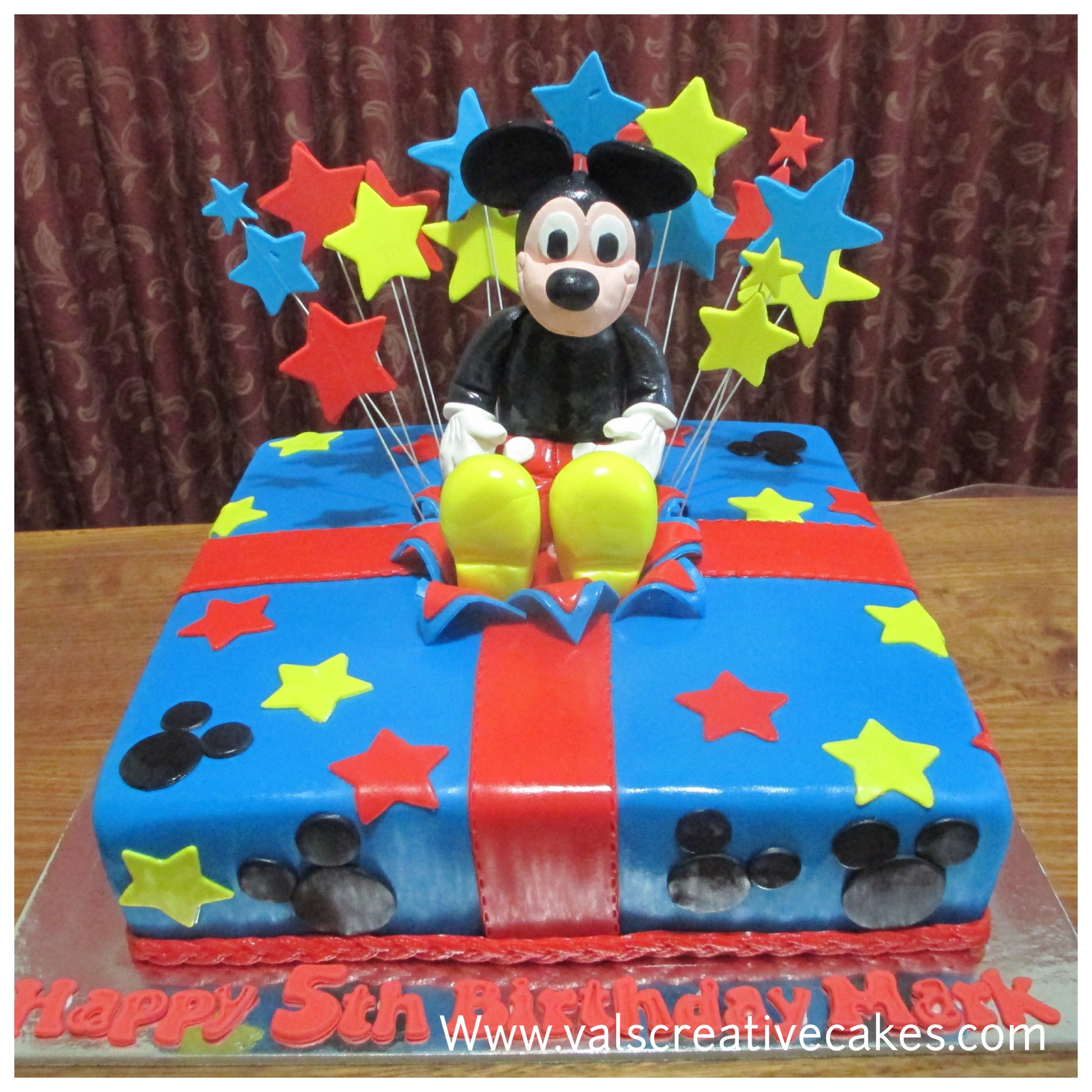 Mickey mouse cake