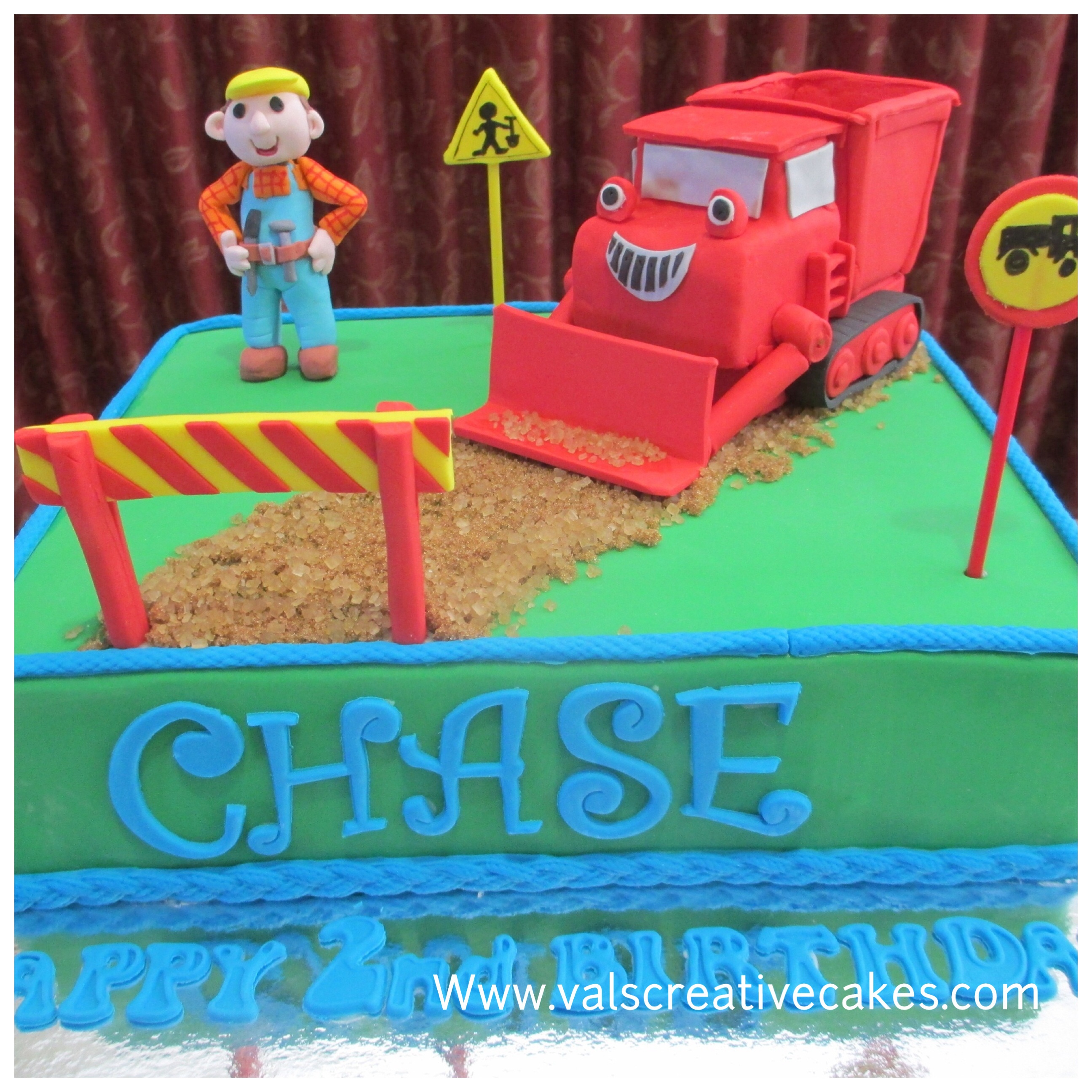 Bob the builder cake