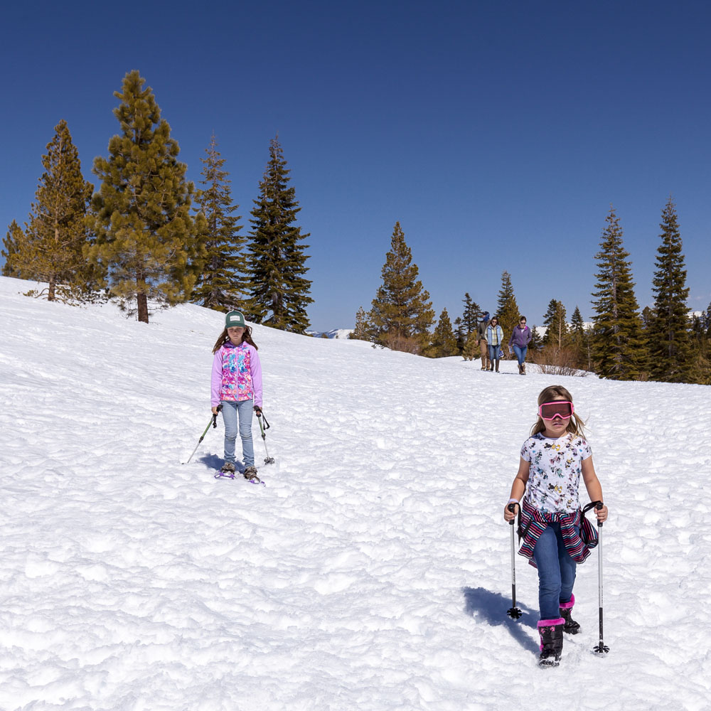 Snowshoeing to Glacier Point