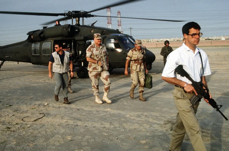 Die 80er: als Special-Forces noch wie Physiklehrer aussahen 4 js7bwnoz8j021