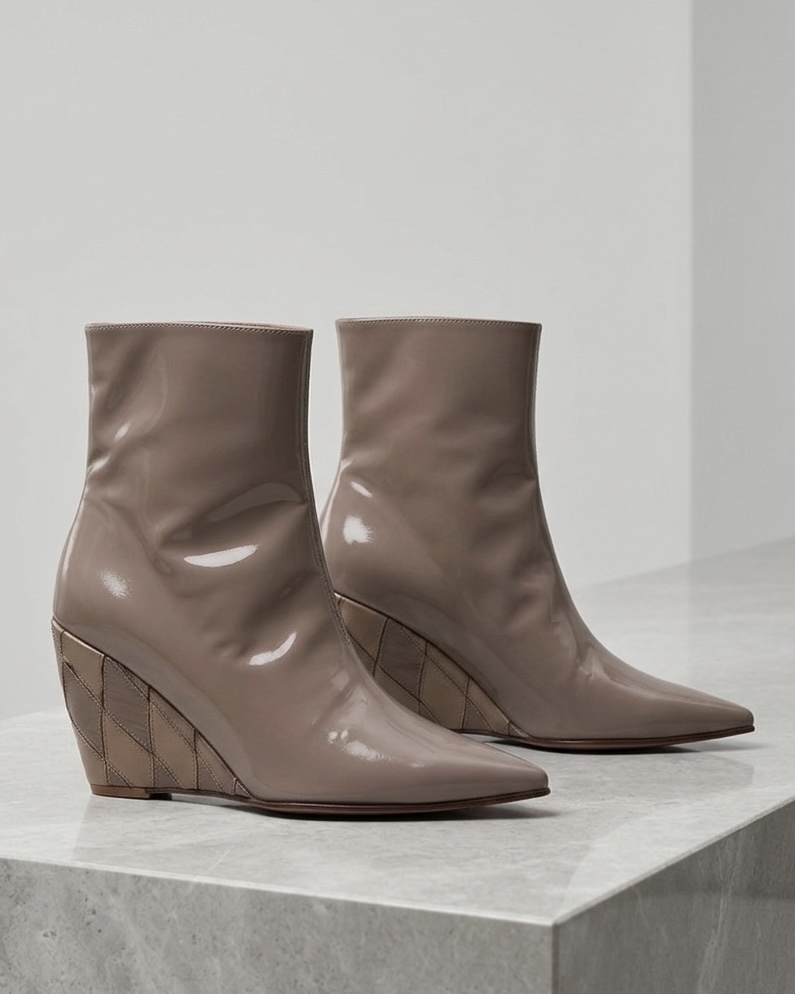 ROMBOS WEDGE BOOTIE MOCCA