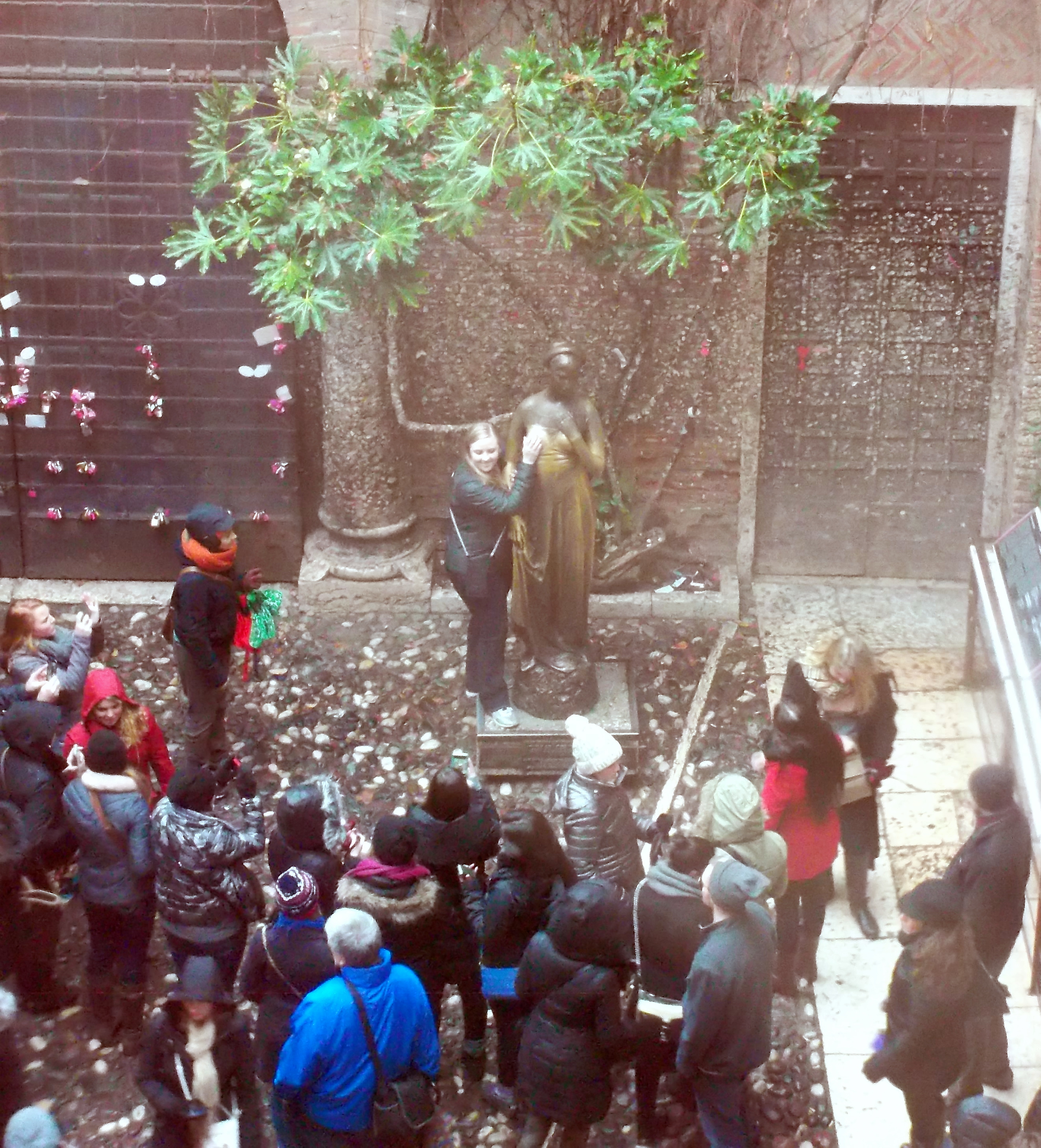 La estatua que todos quieren tocar.